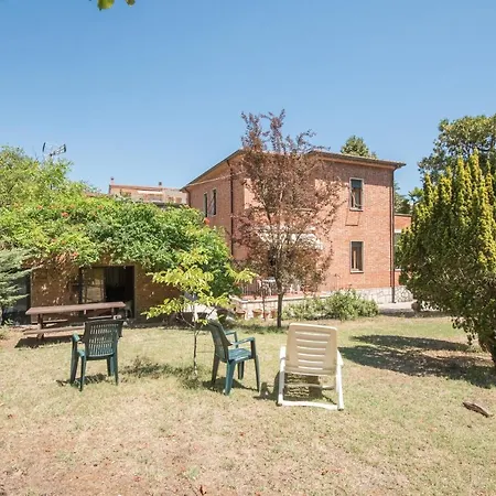 Villa La Pineta Di *